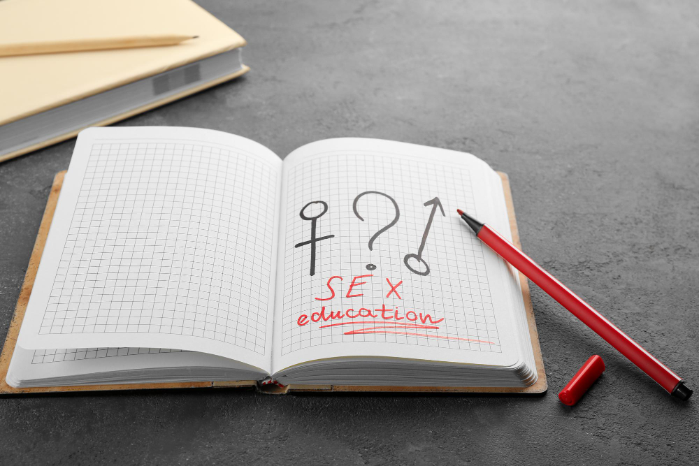 Educatia sexuala eronata in scoli poate avea uneori efecte adverse